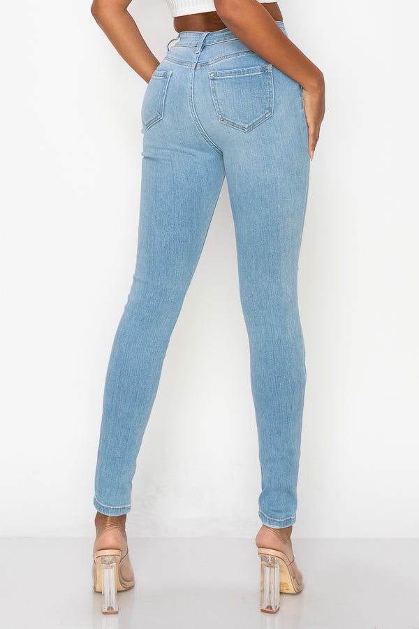 Gianna - High Rise Lightly Destructed Premium Skinny