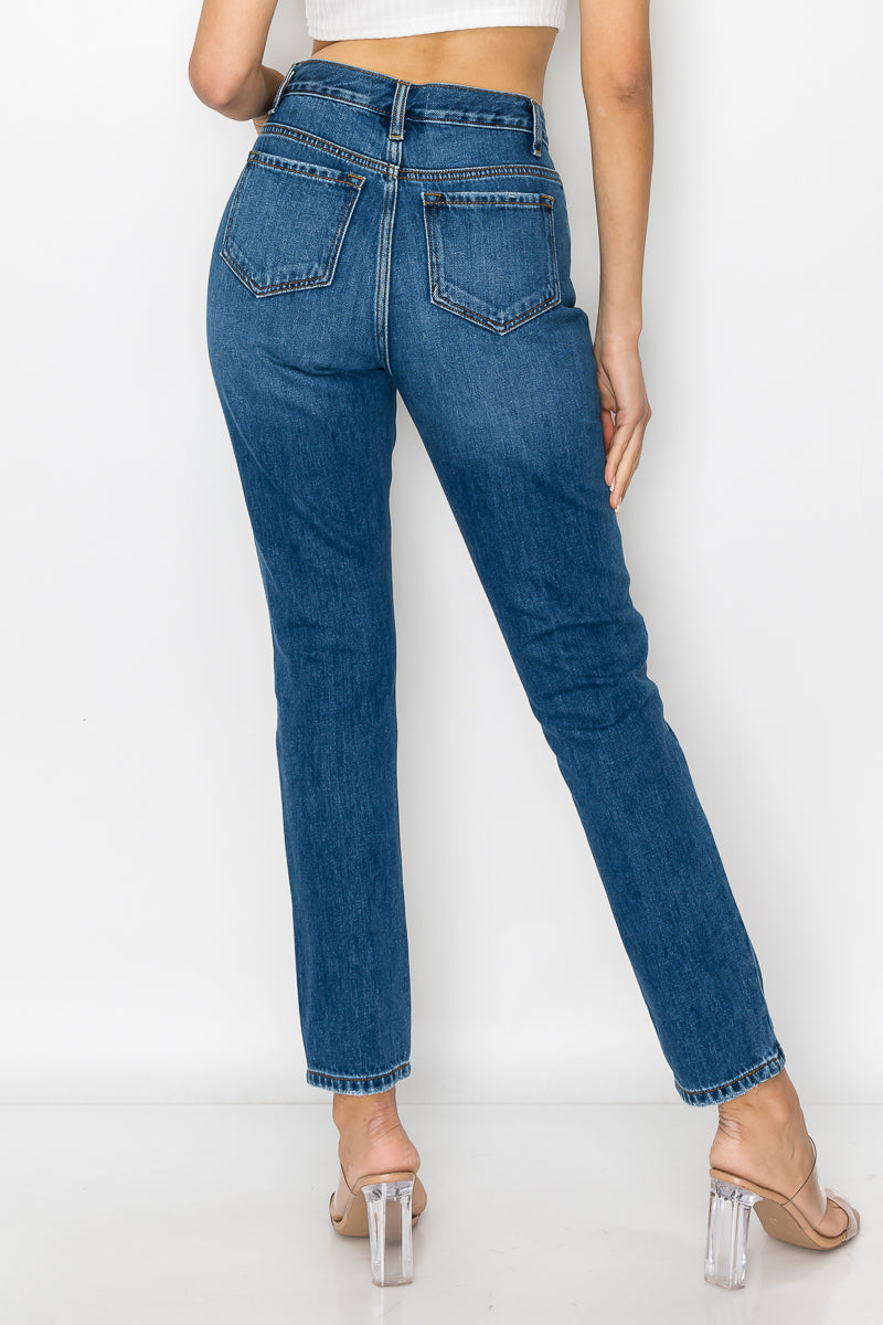 London - Classic High Rise Mom Jeans