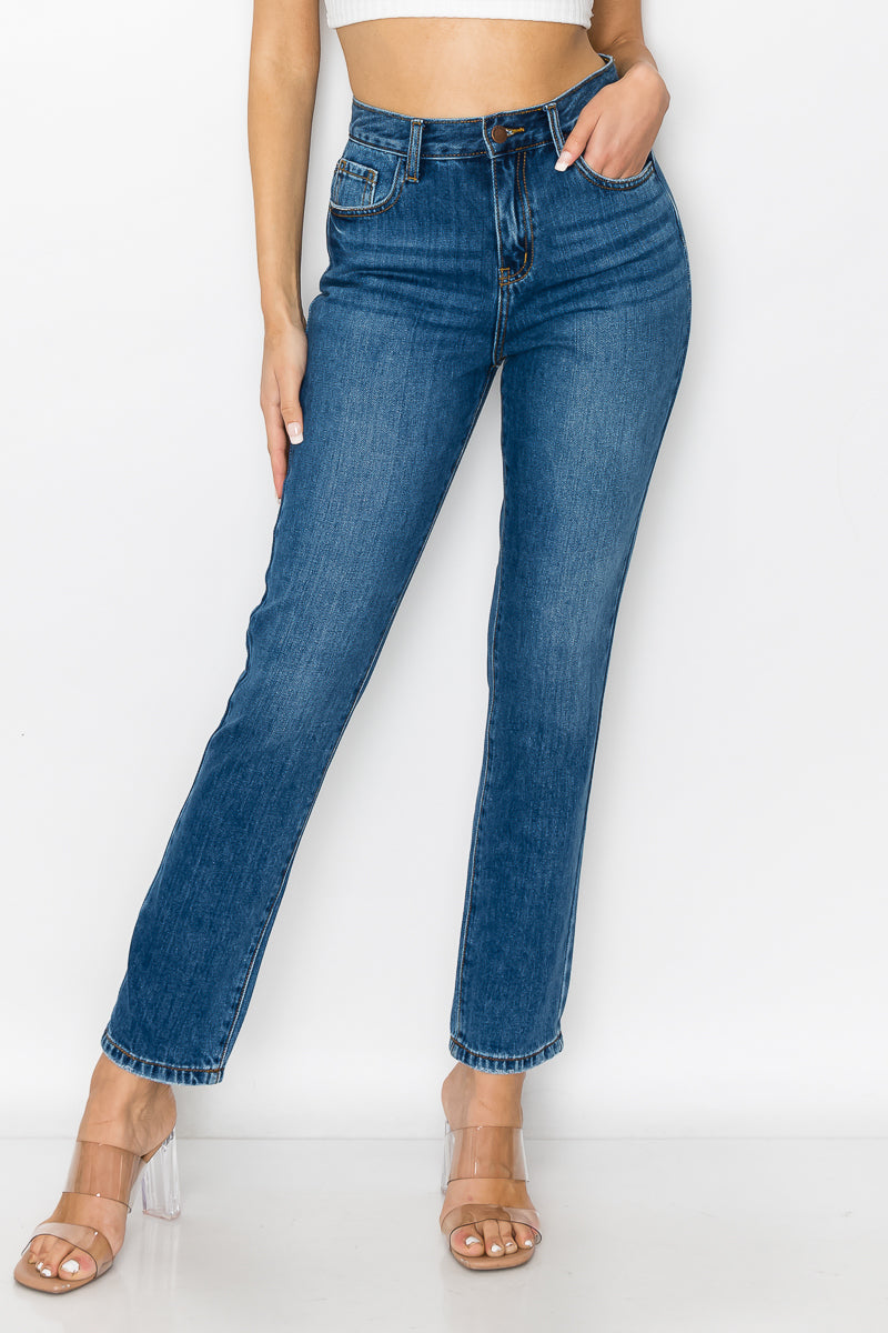London - Classic High Rise Mom Jeans